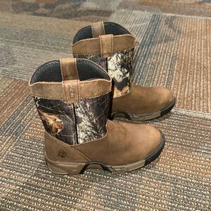 Rocky Boots kids size 2 youth